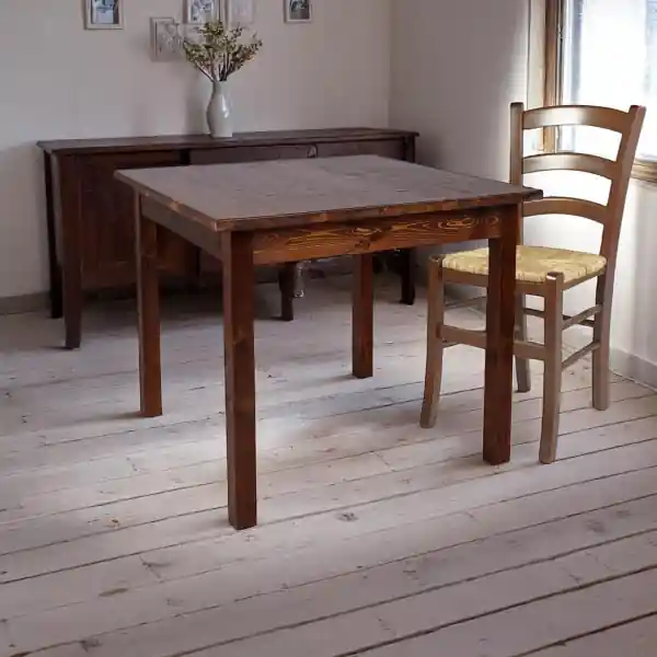 Tavolo 90x90 cm in legno massello abete noce per taverna osteria e ristorante