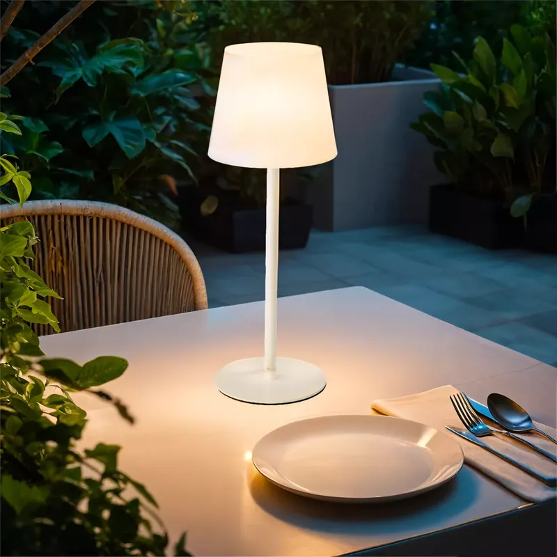 Lampada da tavolo cavo USB Manhattan - Bianco